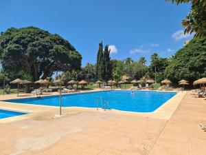The swimming pool at or close to IRiS DEL MAR