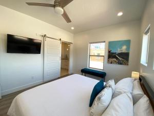 Voodi või voodid majutusasutuse Timber & Tin D 2Bed 2Bath w Pool & Rooftop Deck toas