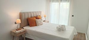 Postel nebo postele na pokoji v ubytování Faro Comfy Ensuite Guest House