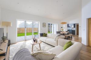 Posezení v ubytování The Hideaway, Modern 3 bed in Tintagel, Cornwall