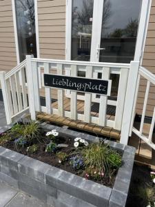 Garður fyrir utan Chalet Lieblingsplatz