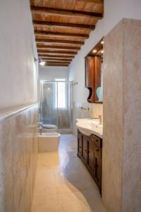 Koupelna v ubytování Villa Porticciolo