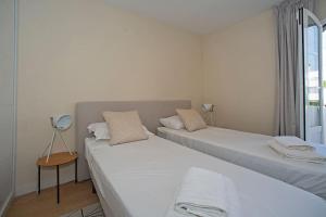 Posteľ alebo postele v izbe v ubytovaní Beautiful and Quiet Family Townhouse in Great Location