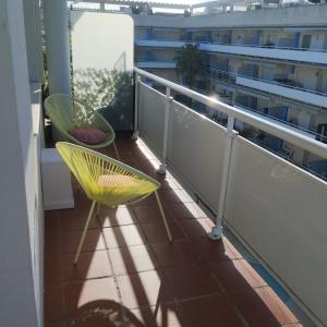 Balkón alebo terasa v ubytovaní Atico of 3 rooms, total 130m² just for you with a 60 m² terrace, swimming pool, mountain and marina view.