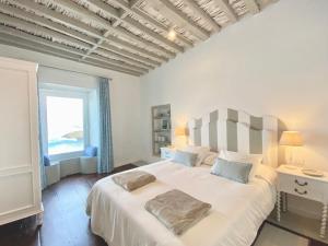 Posteľ alebo postele v izbe v ubytovaní Casa Vistamar, Amazing Sea Views and Private Pool