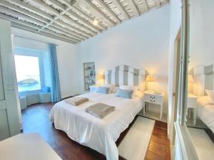 Posteľ alebo postele v izbe v ubytovaní Casa Vistamar, Amazing Sea Views and Private Pool