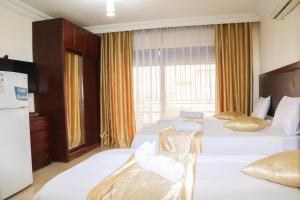 Afbeelding uit fotogalerij van Al Jamal Suites in Amman