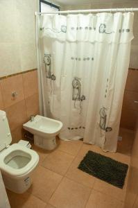 Ein Badezimmer in der Unterkunft Complejo BenjaLuna