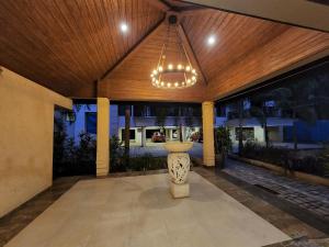 Gallery image of Albergo BNB (2BHK) with a party deck in Alibaug