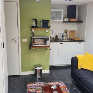 Afbeelding uit fotogalerij van Tiny house Wassenaar in Wassenaar +19 foto's