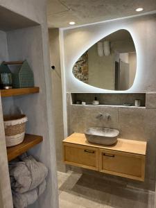 A bathroom at Petrichor