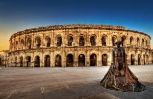 Fotografia z galérie ubytovania "Le Paisible" Clim et Jardin en centre ville v destinácii Nîmes
