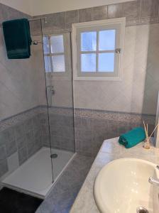 Kúpeľňa v ubytovaní Villa Olivaie St Ange