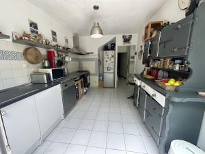 Kjøkken eller kjøkkenkrok på Sous le soleil de Falicon