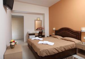 Gallery image of Kronos Hotel in Heraklio Town +133 photos