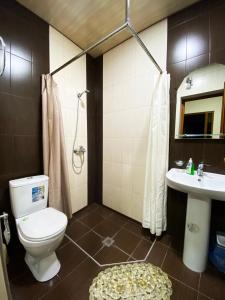 Koupelna v ubytování Domino Yerevan Hostel And Hotel