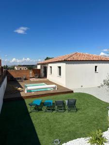 Πισίνα στο ή κοντά στο Villa de vacances avec piscine