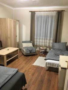 Vadászház 9783 Egyházasrádóc, 2 Rákóczi Ferenc utca kép - 2