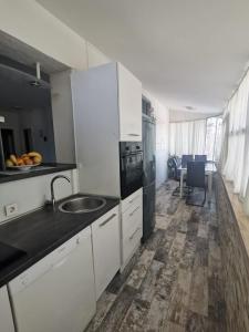 Foto dalla galleria di Braavos Apartments Šibenik - Free parking - Marina 100m a Šibenik