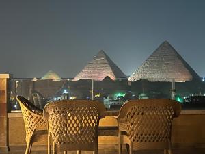 Φωτογραφία από το άλμπουμ του Celia Pyramids View inn στο Κάιρο