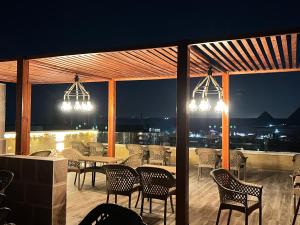 Μπαλκόνι ή βεράντα στο Celia Pyramids View inn