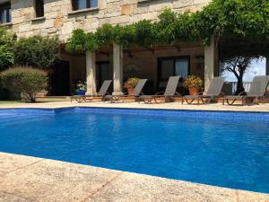 Basen w obiekcie Casa da Lomba Piscina y vistas al mar en Baiona lub w pobliżu