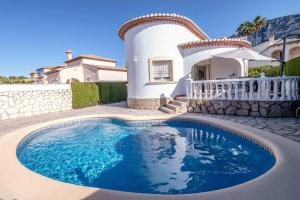 Bazén v ubytování Paraíso Privado con piscina Villa Alqueries nebo v jeho okolí