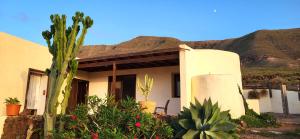 En generel udsigt til bjerge eller udsigt til bjerge taget fra villaen + 25 billeder