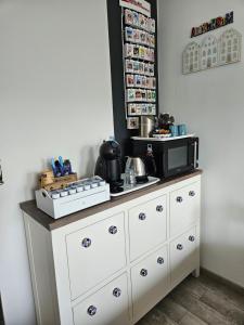 Η κουζίνα ή μικρή κουζίνα στο JamieK's BnB