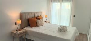 Postel nebo postele na pokoji v ubytování Faro Comfy Ensuite Guest House