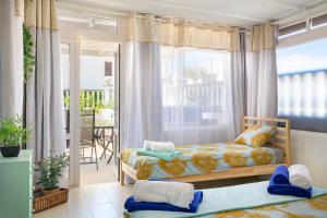 Posteľ alebo postele v izbe v ubytovaní Villa Siroi, Puerto Del Carmen, heated pool, 10mn from the sea