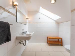 A bathroom at Wirnsberg