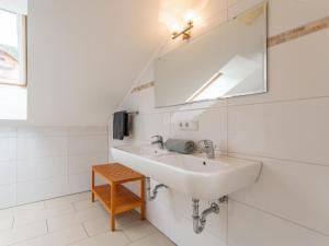 A bathroom at Wirnsberg
