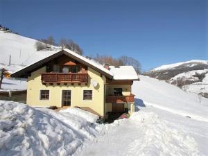 Wirnsberg during the winter