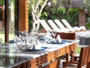 Restoran atau tempat makan lain di Villa Bangkuang by Elite Havens