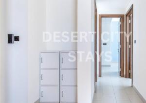 Galeri foto 2 Bed in Sobha Creek Vista Reserve with Burj Khalifa views hosted by Desert City Stays di Dubai