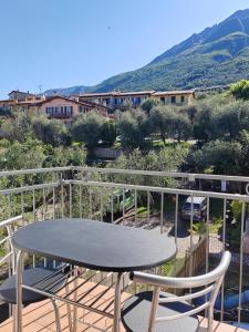 En balkon eller terrasse på Hotel Luisa