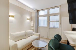 Pick A Flat's Apartment in Parc Monceau - Boulevard de Courcelles