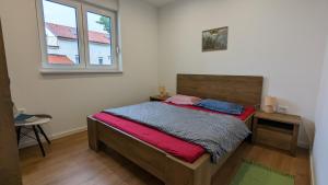 Posteľ alebo postele v izbe v ubytovaní Apartment in an urban villa Kraljevica