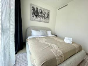 Fotografie z fotogalerie ubytování Dar Vacation - Cozy & Stylish 1BDR Apartment v Dubaji