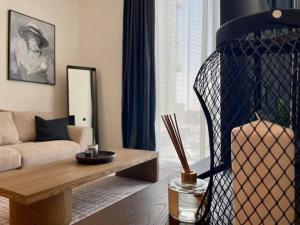 Fotografie z fotogalerie ubytování Dar Vacation - Cozy & Stylish 1BDR Apartment v Dubaji