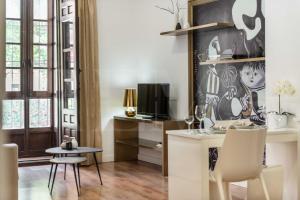 Χώρος καθιστικού στο Central & cosy studio in front of Picasso museum by REMS +17 φωτογραφίες