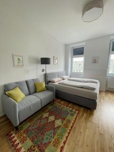Posteľ alebo postele v izbe v ubytovaní Comfortable Apartments Vienna 1100 with contactless Check-in