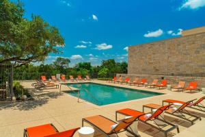 Bazén v ubytování Sheraton Austin Georgetown Hotel & Conference Center nebo v jeho okolí
