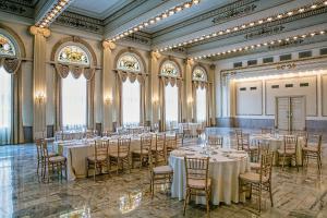 Um restaurante ou outro lugar para comer em The Westin Great Southern Columbus