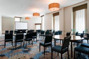 Área de negócios e/ou sala de conferências em The Westin Great Southern Columbus