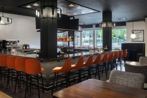 Um restaurante ou outro lugar para comer em The Westin Great Southern Columbus