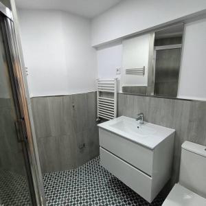 Apartment Bilbao Zorroza 욕실