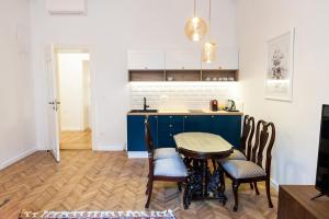 Kuchyň nebo kuchyňský kout v ubytování Luxury Suite / Karlo Paržik
