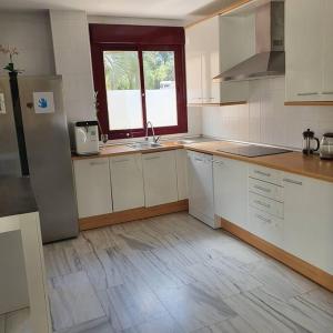 Kuchyň nebo kuchyňský kout v ubytování Exclusive Villa Resort